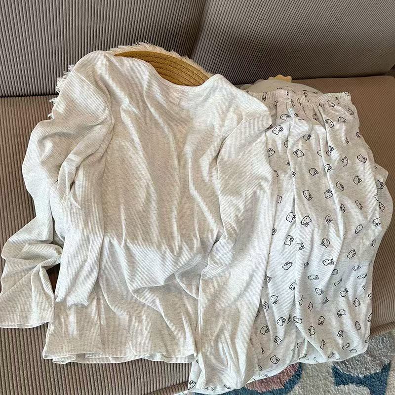 Hello Kitty Pajamas with Chest - Summer Clothes recension och pris